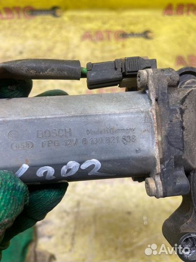 Мотор стеклоподъемника передний левый