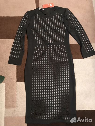 Платье шикарное, новое