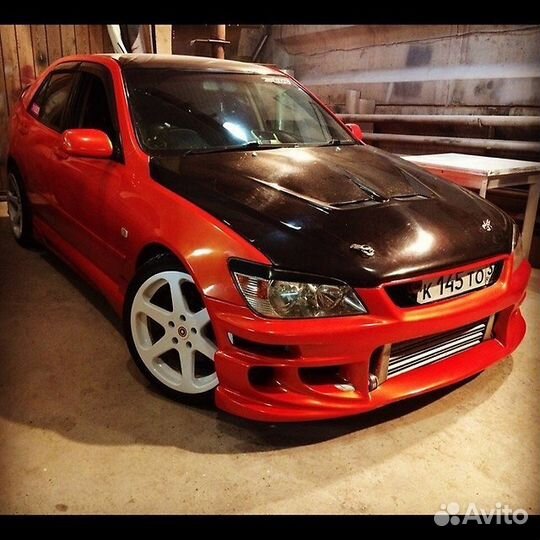 Toyota Altezza Lexus is 200 боди кит Varis