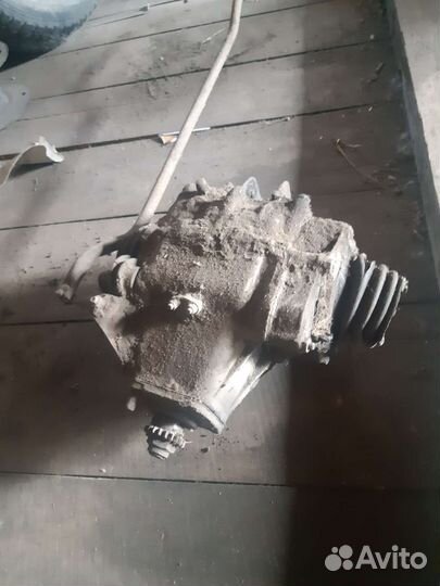 Бортовые редуктора луаз. Задний редуктор