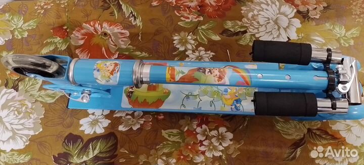 Самокат детский трехколесный новый (метал.)