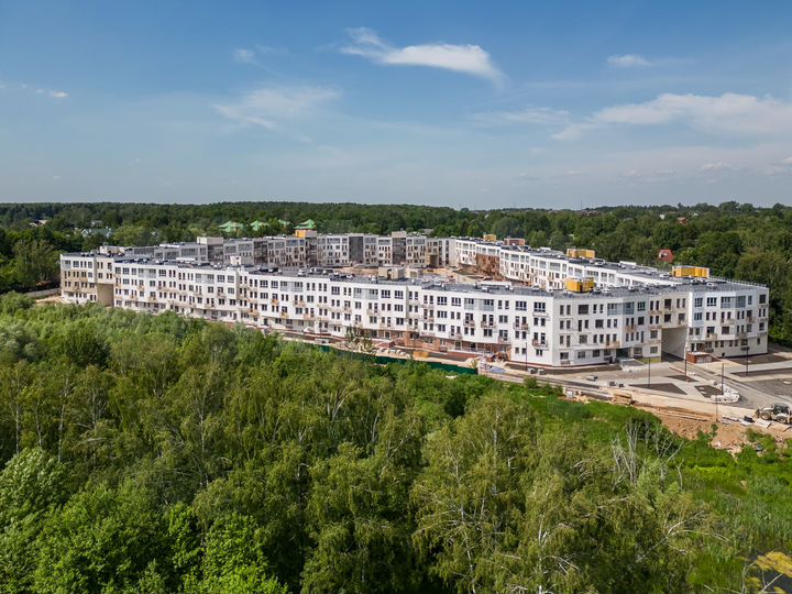 2-к. квартира, 71,7 м², 1/4 эт.