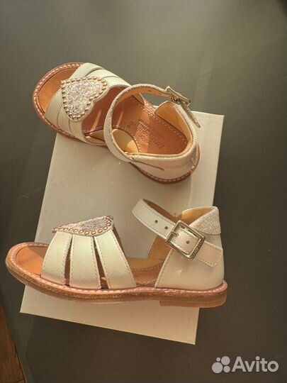 Босоножки для девочки 22 размер