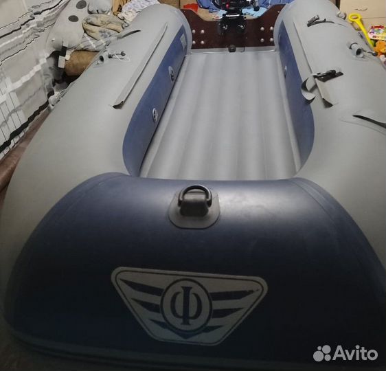 Лодка флагман 280