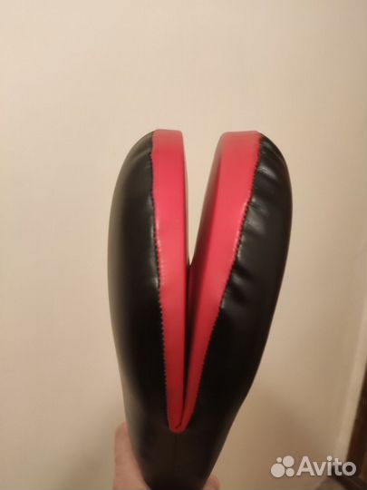 Лапа - ракетка для тхэквондо черно-красная