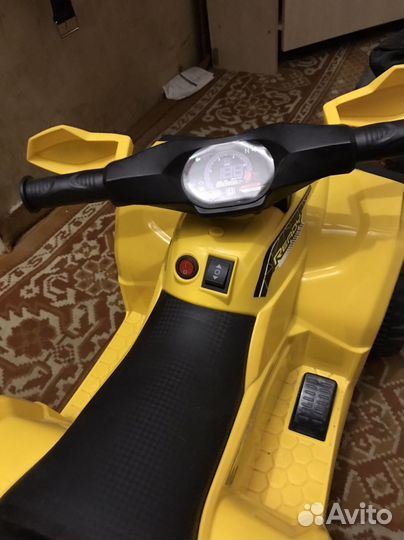 Детский электромобиль новый