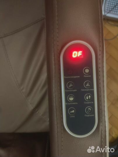 Массажное кресло booker