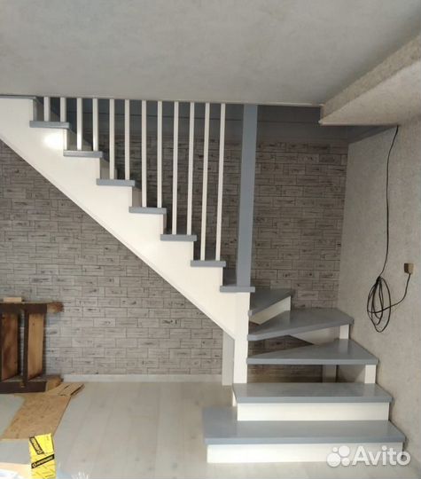 Производство и установка лестниц и мебели