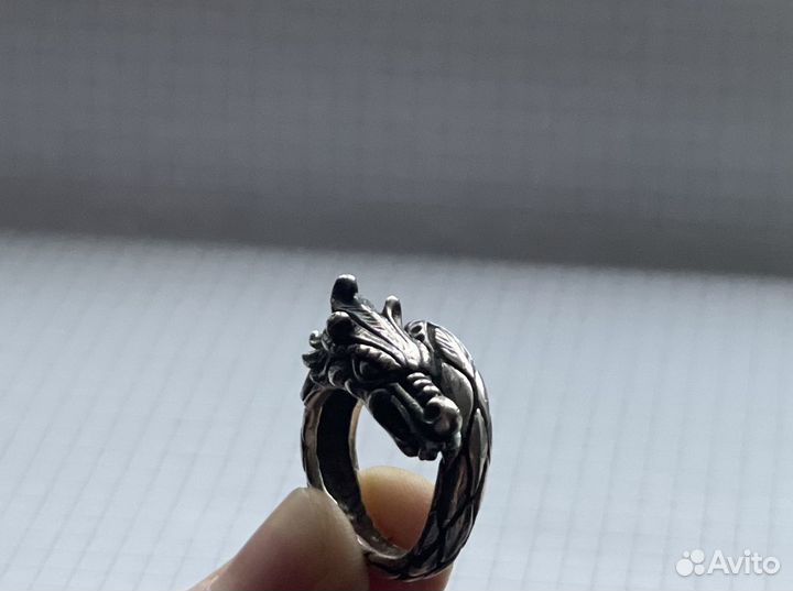 Серебряное кольцо