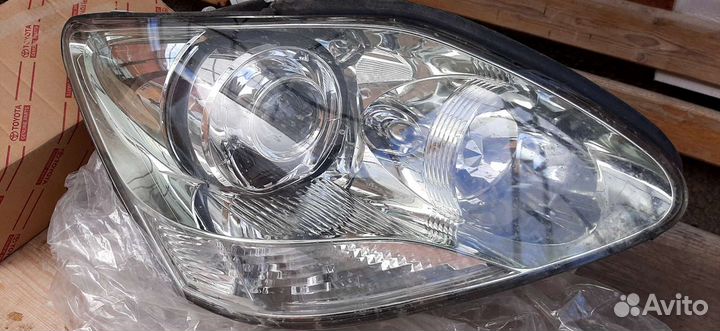 Фара Лексус LS