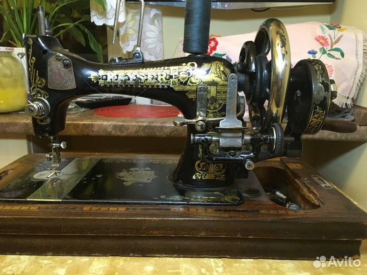 Ручная швейная машинка Kayser