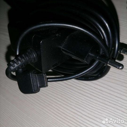 Зарядка для телефонов Samsung, Nokia, Fly