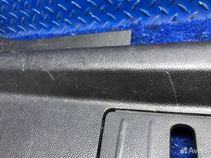 Накладка замка багажника Cadillac Srx 2