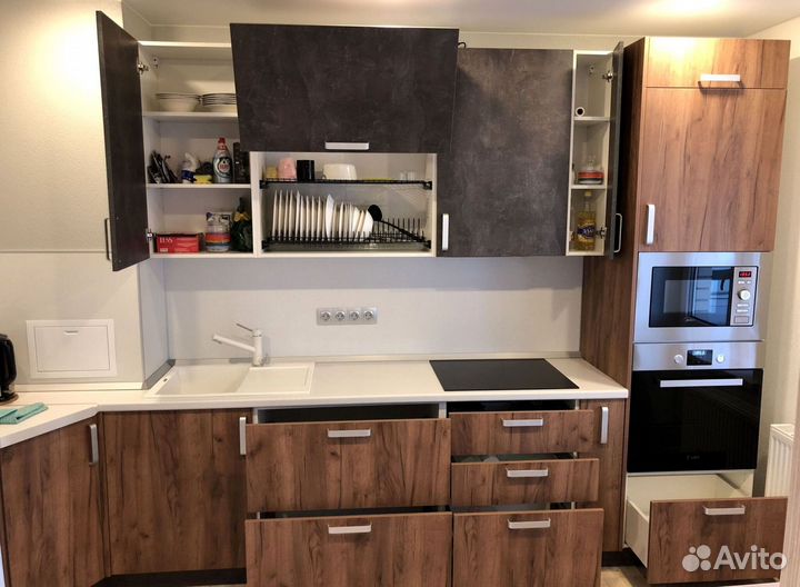 Кухонный гарнитур Вега на заказ