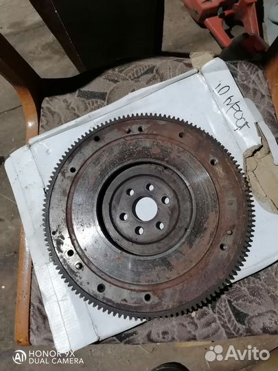 Маховик ваз 2114