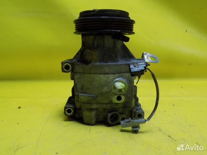 Компрессор кондиционера Toyota Yaris Vitz Corolla