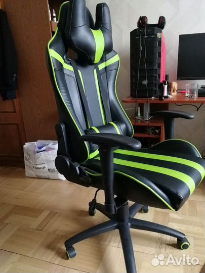 Компьютерное игровое кресло Aerocool AC120 AIR-BG