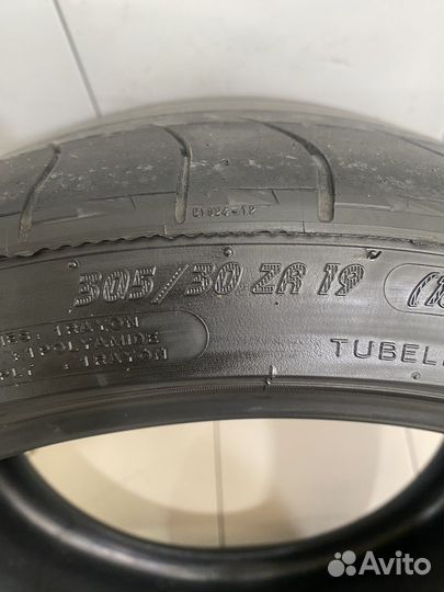 Michelin Pilot Sport 2 305/30 R19