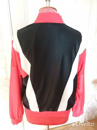 Костюм спортивный