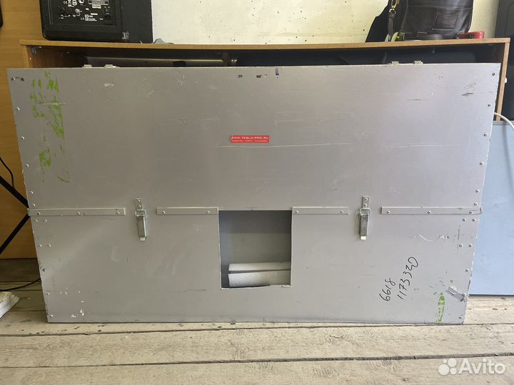 Кейс под телевизор