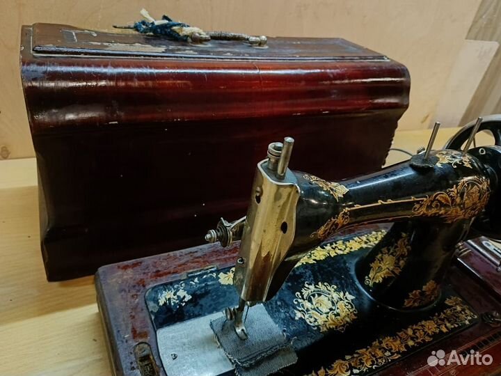 Швейная машинка