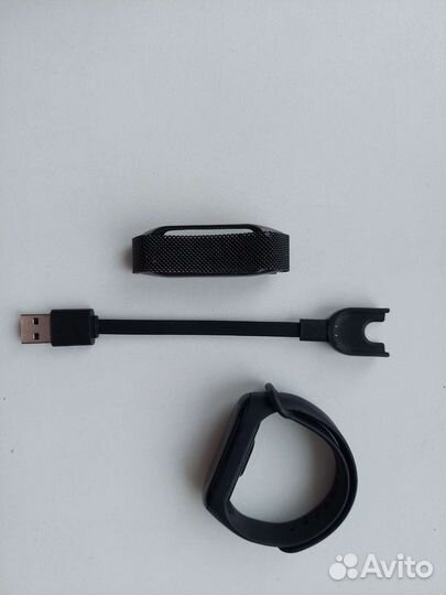 Часы xiaomi mi band 3