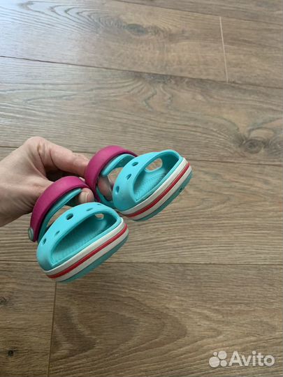 Сандали crocs c6, кроссовки nike star runner 23