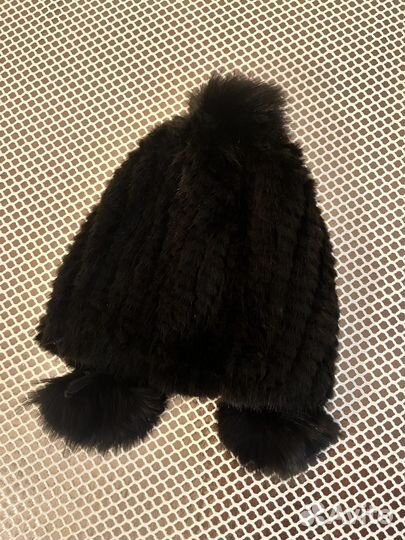 Женская меховая шапка