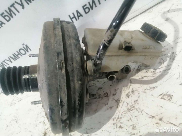 Вакуумный усилитель тормозов Renault Logan