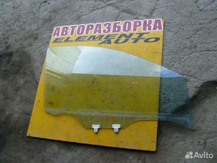 Стекло переднее правое для Nissan Tiida C11