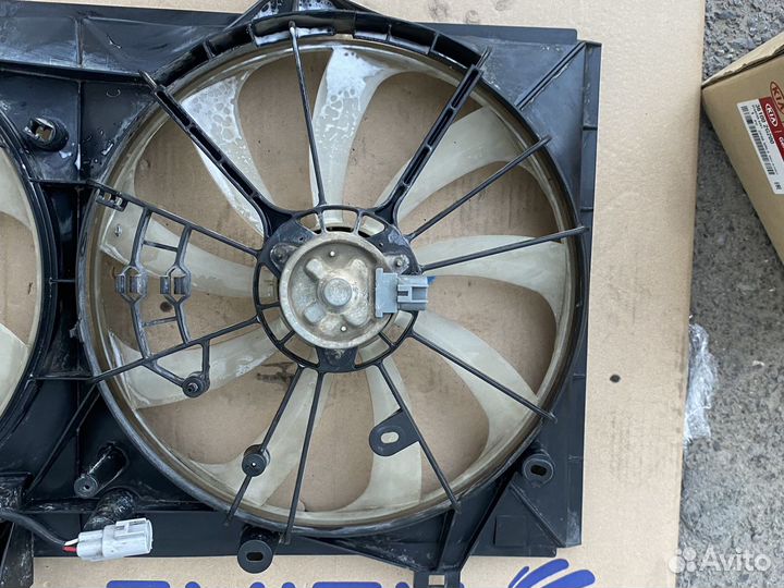 Диффузор в сборе toyota camry v50 11-18 бу оригина