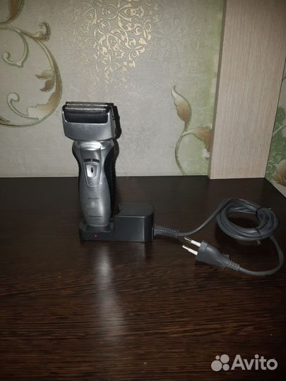 Электробритва Panasonic ES-RW 30