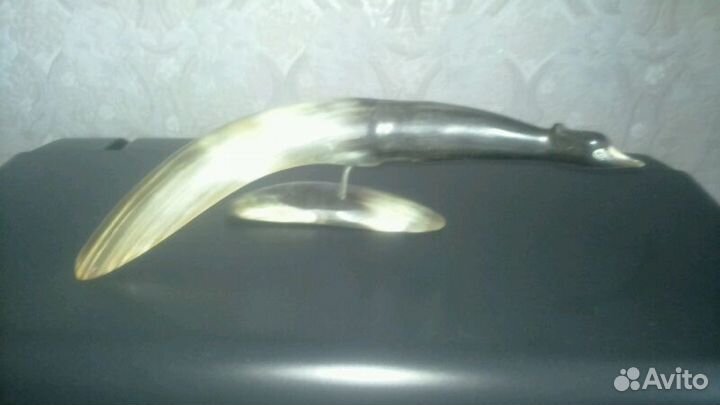 Статуэтка птицы