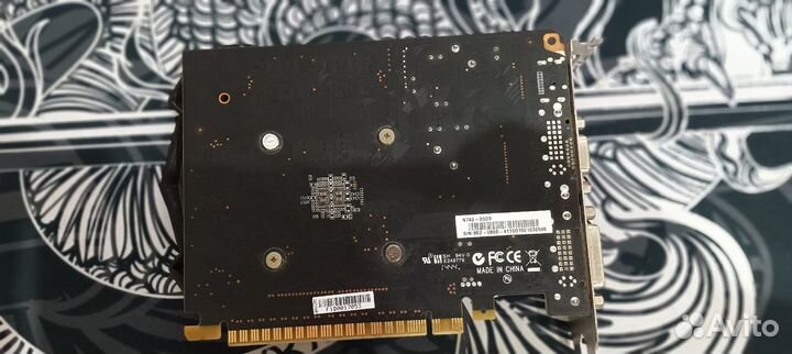 Продам видеокарту MSI GT 740