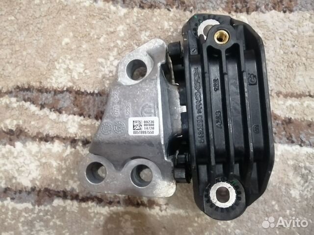 Новая опора двигателя Jeep Renegade 2015 - 2018