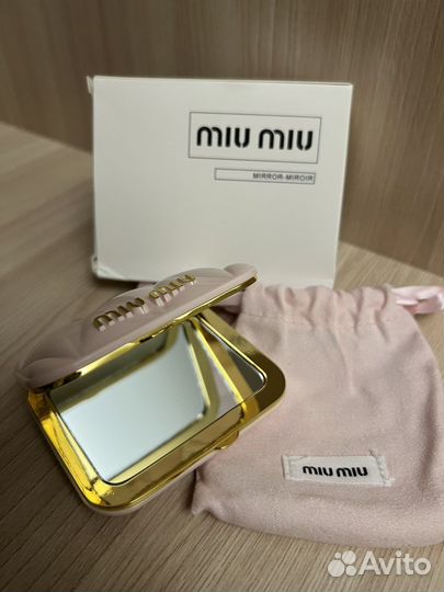 Зеркало Miu Miu