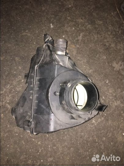 Корпус фильтра 4F0133835BJ ауди А6 С6 рестайлинг