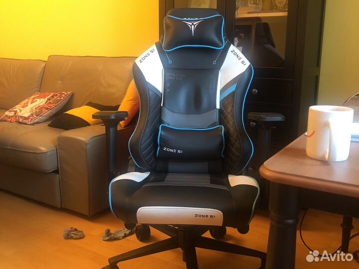 Геймерское кресло Zone51 Cyberpunk