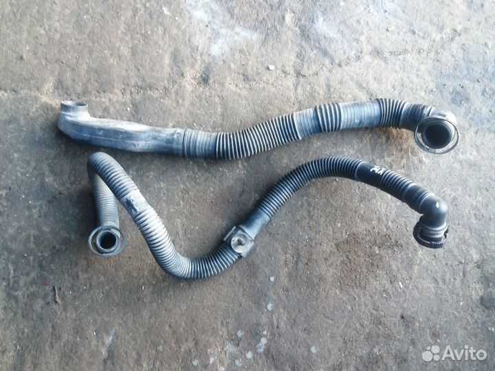 Шланг вентиляции картерных газов VW Passat B5 plus