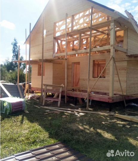 Бригада строителей