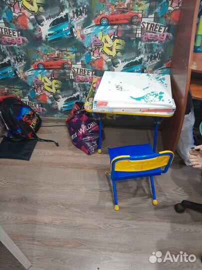 Детский стол и стул