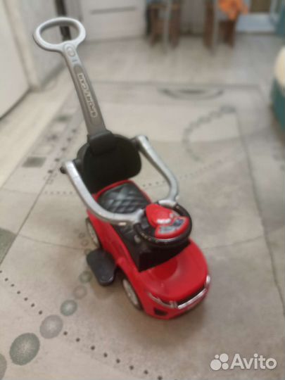 Машинка каталка толокар с ручкой