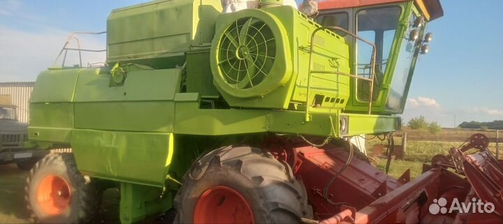 Комбайн Ростсельмаш Дон 1500Б, 1999