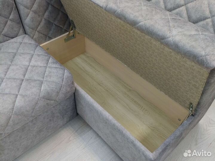 Кухонный угловой диван со спальным местом