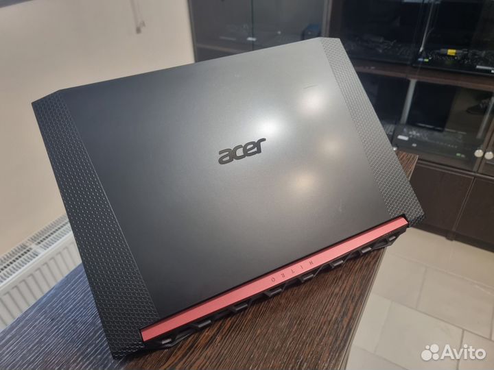 Acer Nitro 5 AN715 (Core i5 9300H / GTX1660TI)