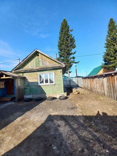 Дом 27,6 м² на участке 5,6 сот.