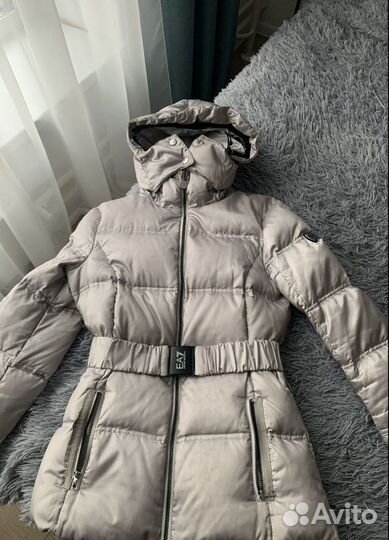 Пуховик женский ea7