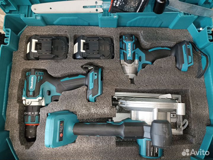 Набор инструментов Makita 6 в 1, 4 Аккумулятора