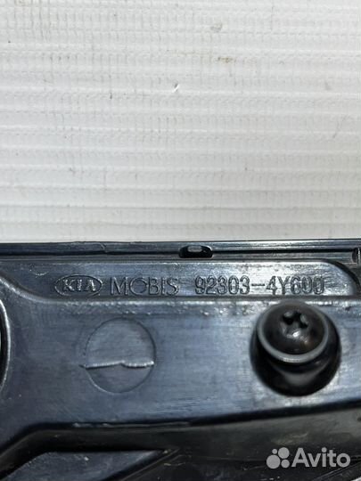 Повторитель поворотника левый Киа Рио 3