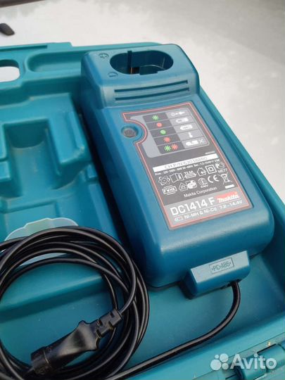 Зарядное устройство